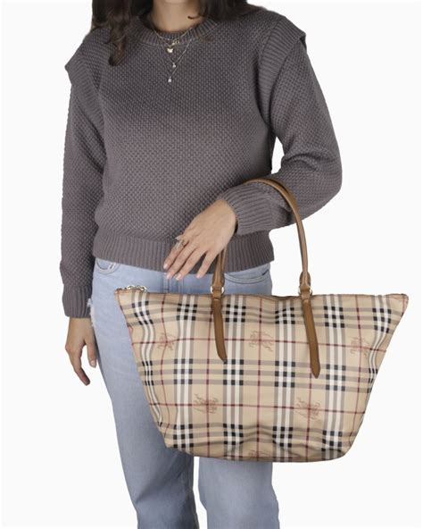 burberry haymarket core salisbury tote